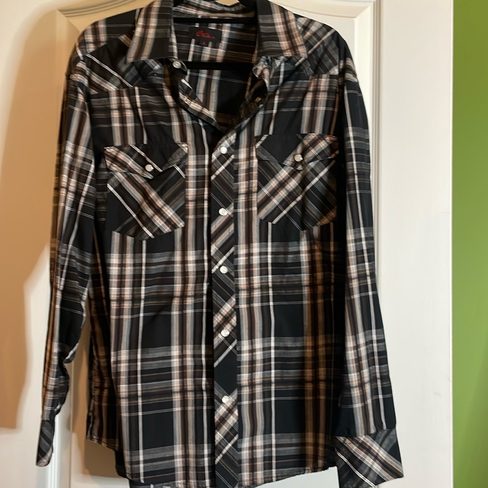 Men’s western pearl button shirt size Large